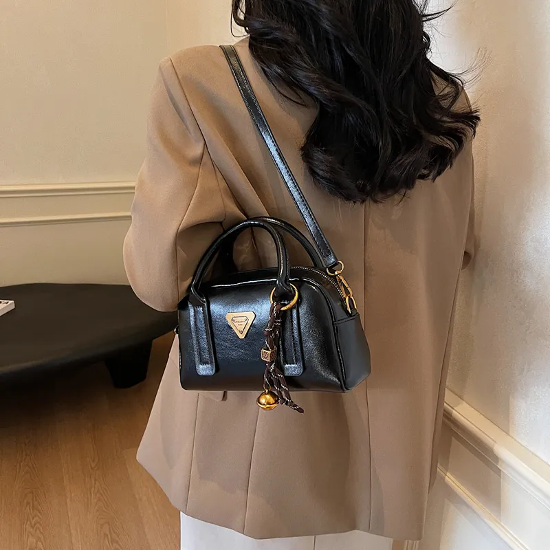 LUVISTRUE PU Shoulder Bag Handbag Crossbody Bag Medium Size Women's Black/Ecru/Coffee/Brown-1