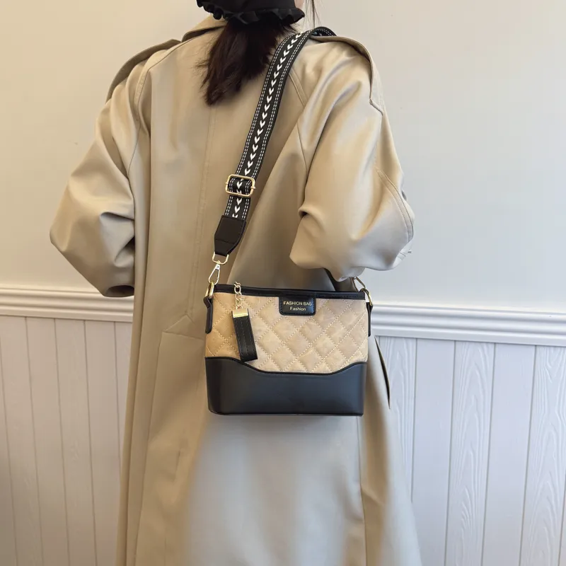 LUVISTRUE PU Shoulder Bag Crossbody Bag Regular Women's Blue/Black/Khaki/Brown-14