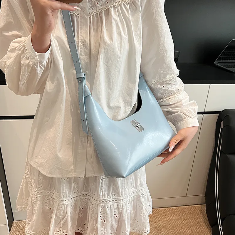 LUVISTRUE PU Crossbody Bag Shoulder Bag Regular Women's White/Silver/Blue/Red/Pink/Black-14