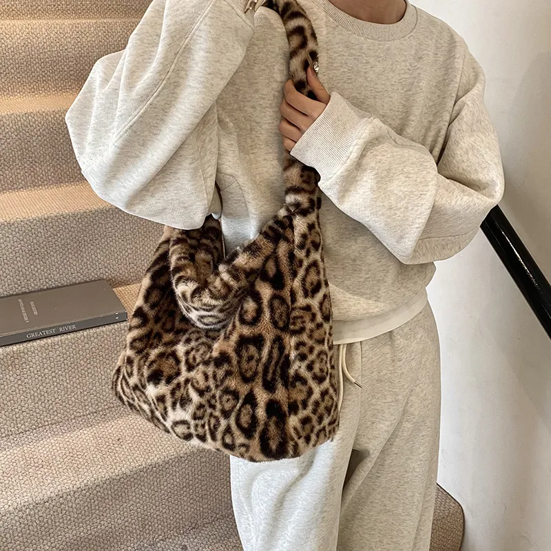 LUVISTRUE Plush Shoulder Bag Tote Medium Size Women's Khaki/Brown/Black-5