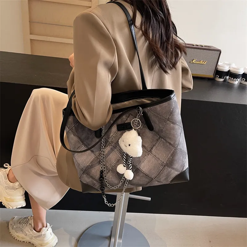 LUVISTRUE PU Handbag Shoulder Bag Tote Regular Women's Ecru Black/Blue/Pink-29