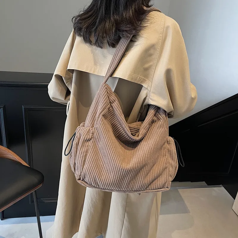 LUVISTRUE Strips Large Capacity Shoulder Bag Crossbody Bag Regular Women's Black/Green Brown/Ecru-9