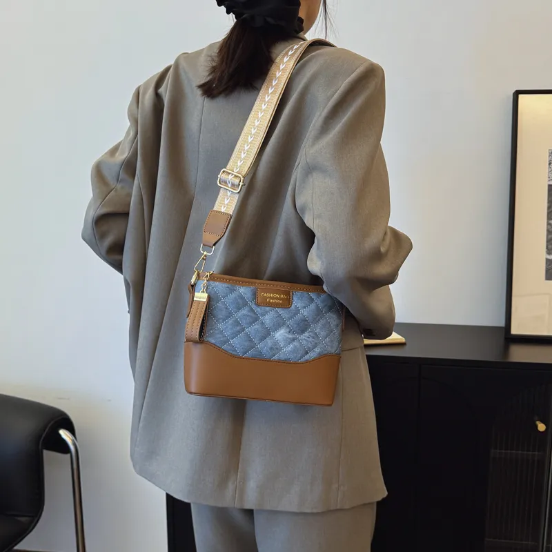 LUVISTRUE PU Shoulder Bag Crossbody Bag Regular Women's Blue/Black/Khaki/Brown-3