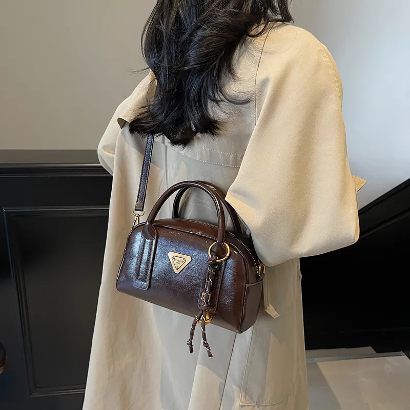 LUVISTRUE PU Shoulder Bag Handbag Crossbody Bag Medium Size Women's Black/Ecru/Coffee/Brown-24