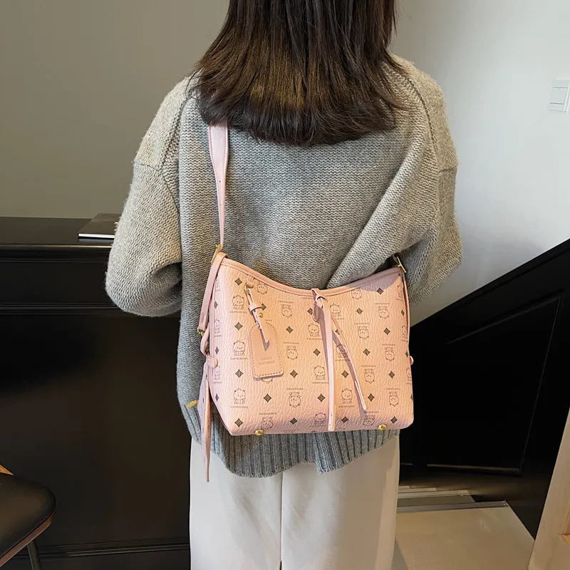 LUVISTRUE PU Commute Shoulder Bag Tote Regular Women's Brown/Pink/Ecru/Black/White-9