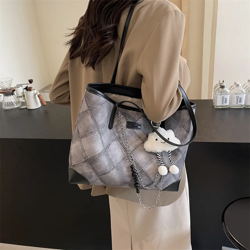 LUVISTRUE PU Handbag Shoulder Bag Tote Regular Women's Ecru Black/Blue/Pink-4