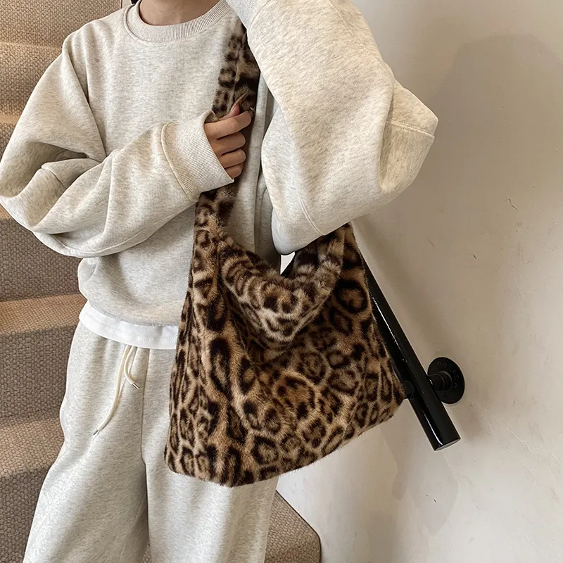 LUVISTRUE Plush Shoulder Bag Tote Medium Size Women's Khaki/Brown/Black-4