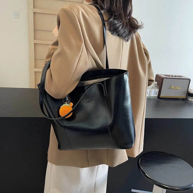 LUVISTRUE PU Tote Bag, Shopping Bag, Shoulder Bag Regular Women's Black/Coffee-8