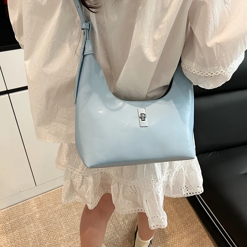 LUVISTRUE PU Crossbody Bag Shoulder Bag Regular Women's White/Silver/Blue/Red/Pink/Black-16