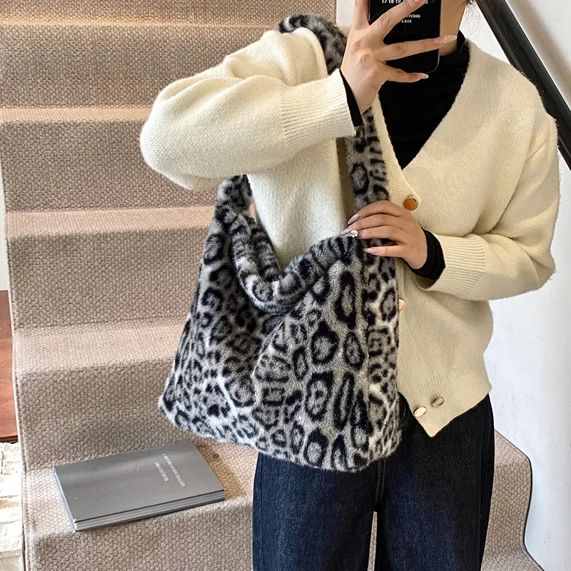 LUVISTRUE Plush Shoulder Bag Tote Medium Size Women's Khaki/Brown/Black-17