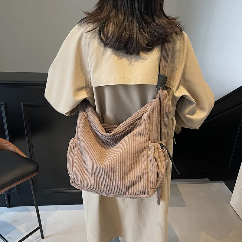 LUVISTRUE Strips Large Capacity Shoulder Bag Crossbody Bag Regular Women's Black/Green Brown/Ecru-12