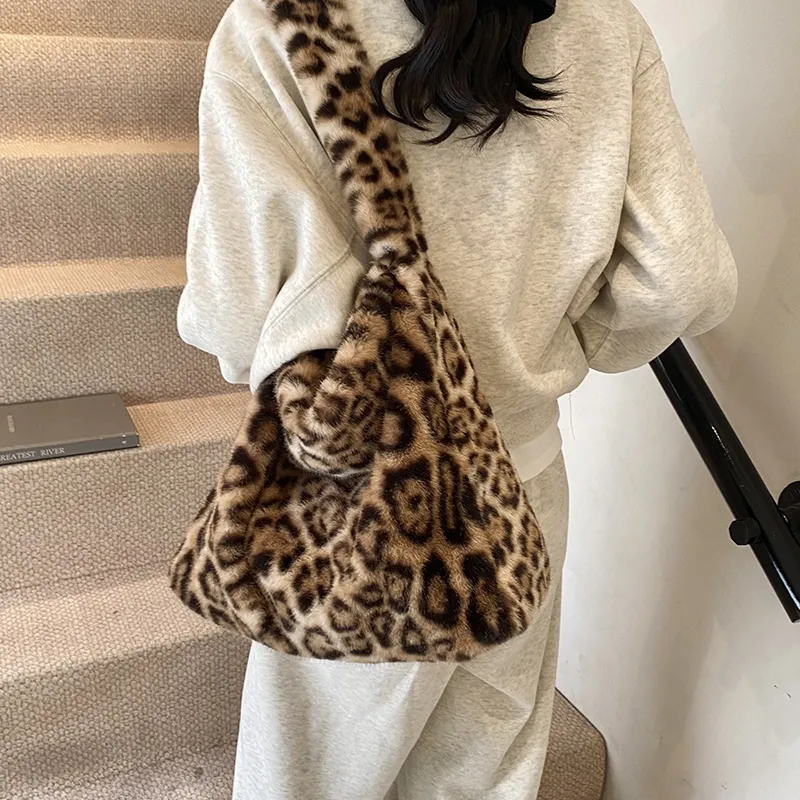 LUVISTRUE Plush Shoulder Bag Tote Medium Size Women's Khaki/Brown/Black-3