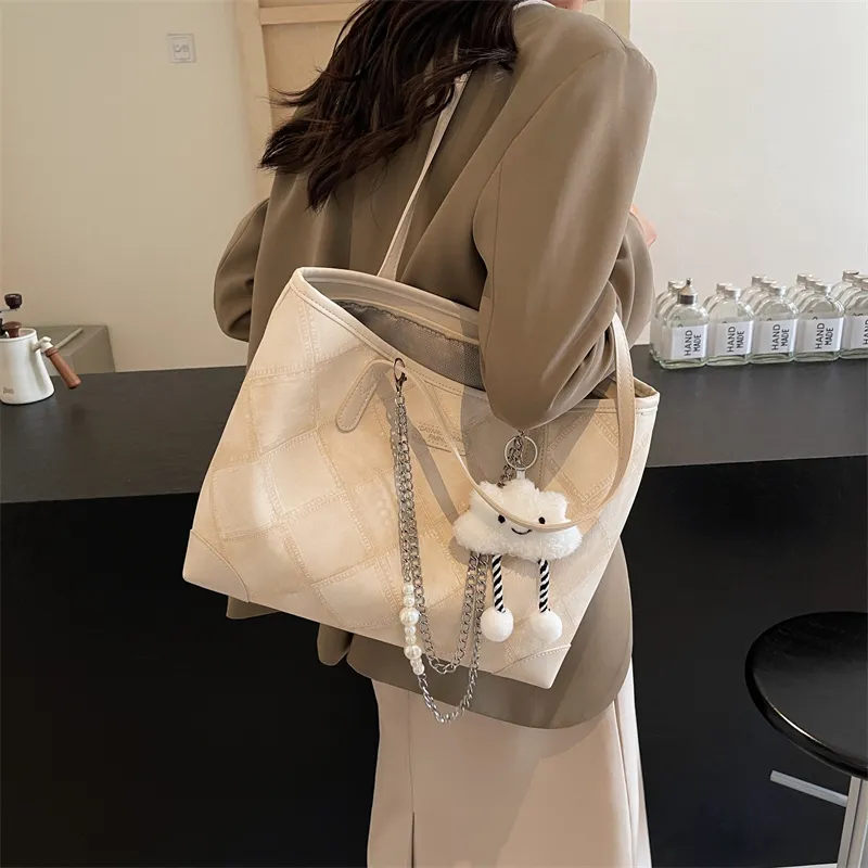 LUVISTRUE PU Handbag Shoulder Bag Tote Regular Women's Ecru Black/Blue/Pink-38