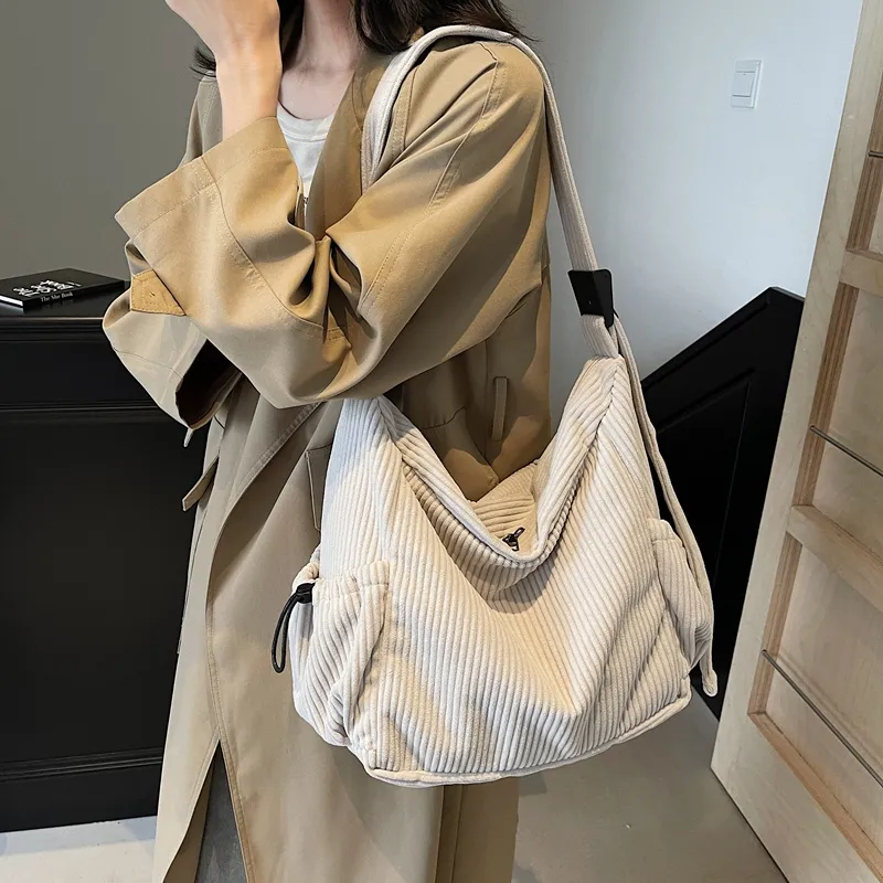 LUVISTRUE Strips Large Capacity Shoulder Bag Crossbody Bag Regular Women's Black/Green Brown/Ecru-5