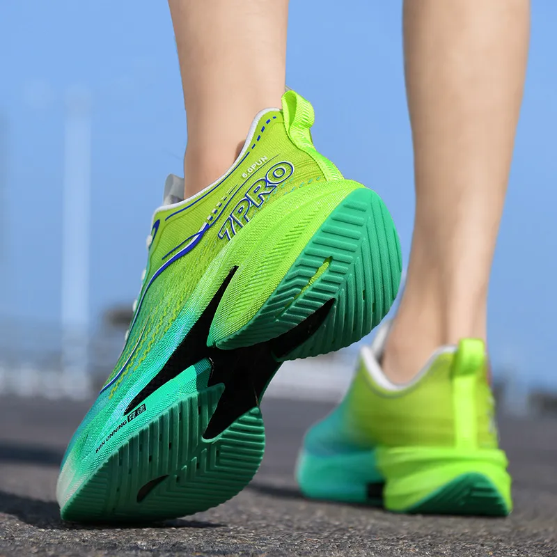 Yalu Wear resistant And Lightweight Low Top Running Shoes Unisex-6