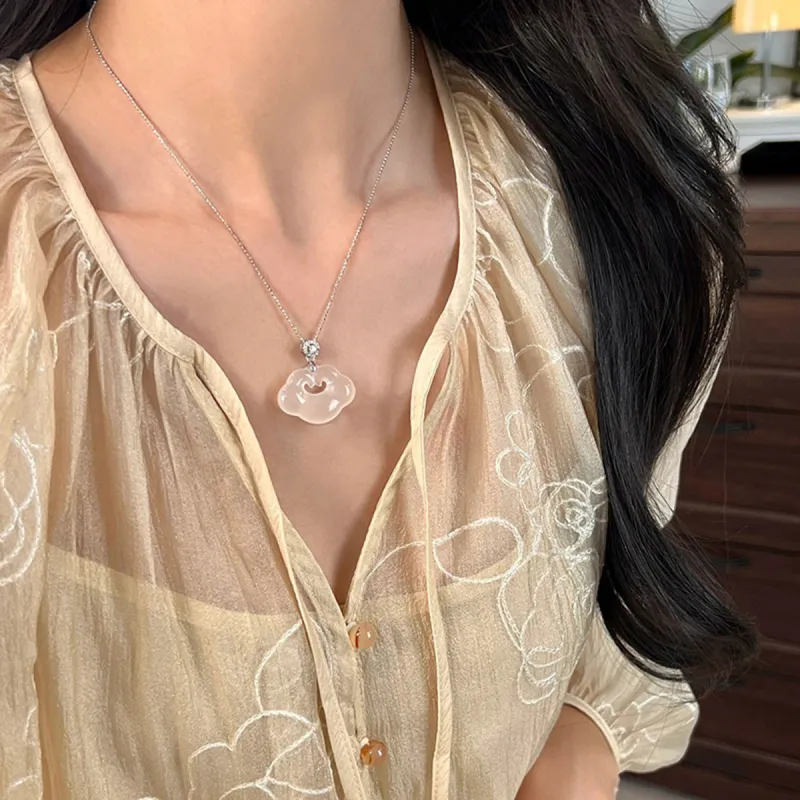 PUTUOSHANWENCHUANG Chalcedony Necklaces Women's-1