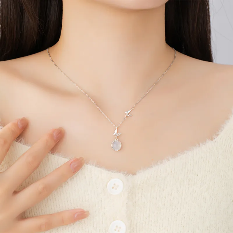 PUTUOSHANWENCHUANG Chalcedony Necklaces Women's-2