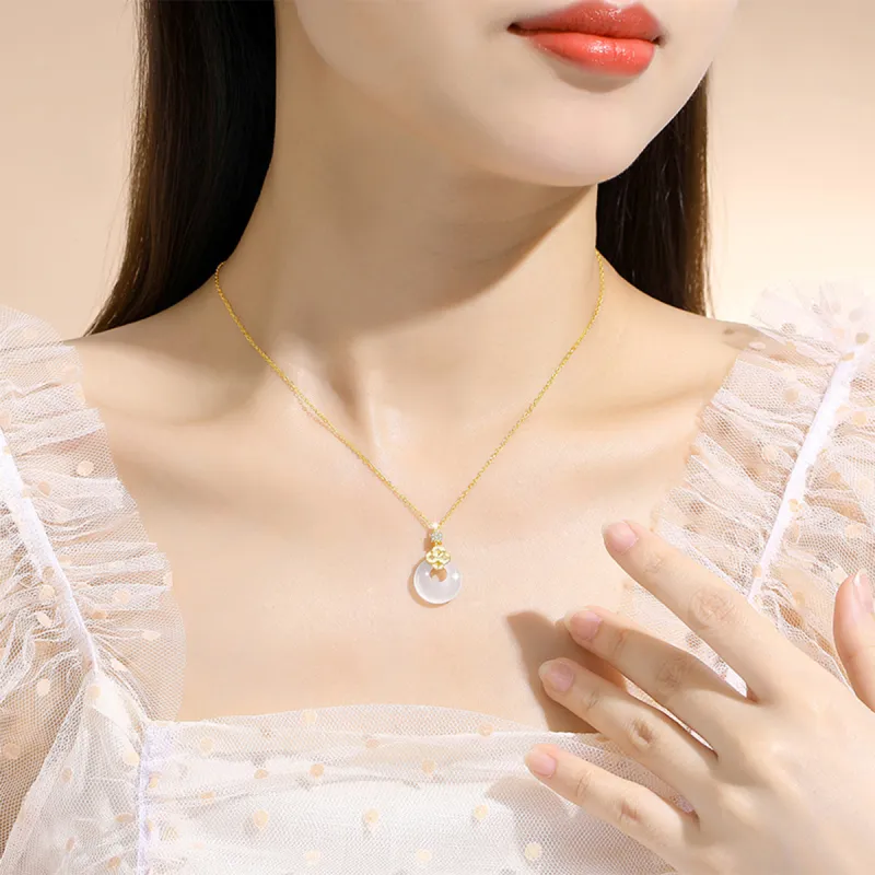 PUTUOSHANWENCHUANG Chalcedony Jade Necklaces Unisex-2
