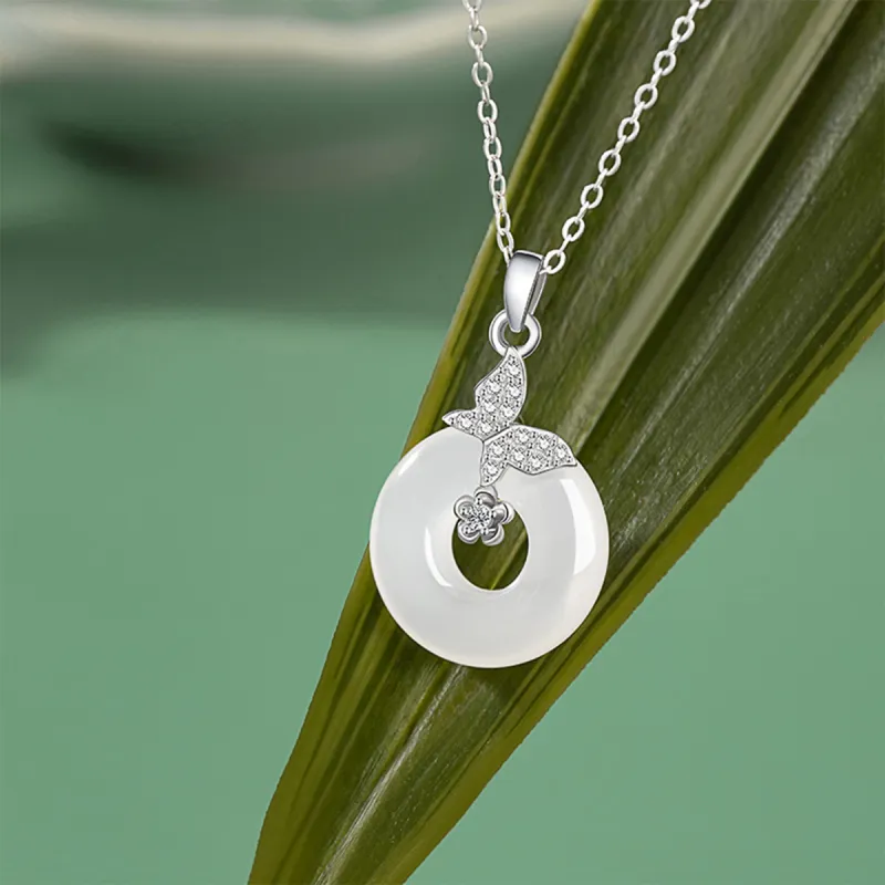 PUTUOSHANWENCHUANG Chalcedony Necklaces Women's-4