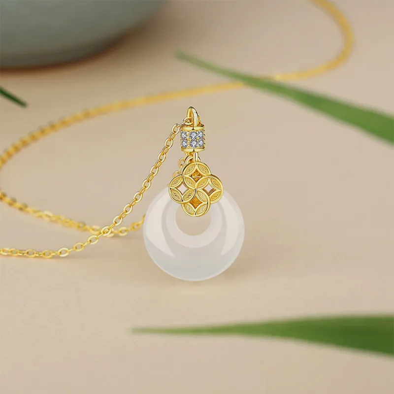 PUTUOSHANWENCHUANG Chalcedony Jade Necklaces Unisex-4