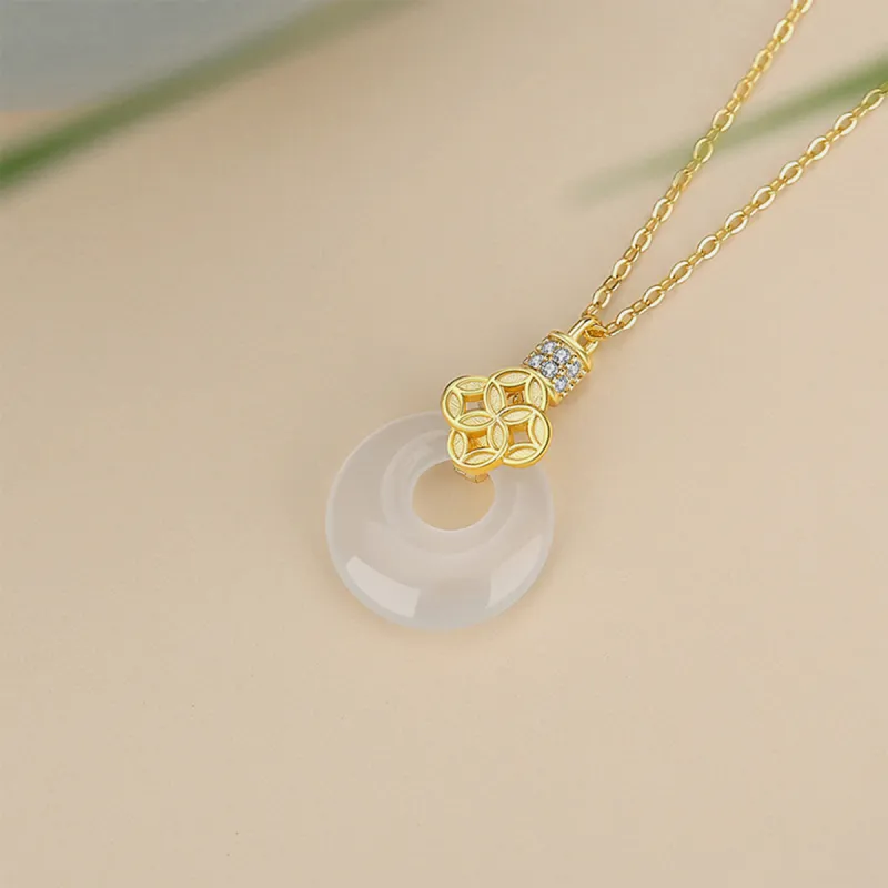 PUTUOSHANWENCHUANG Chalcedony Jade Necklaces Unisex-3