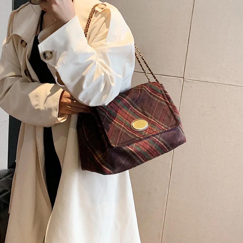 DALO Woolen Shoulder Bag Women's-13