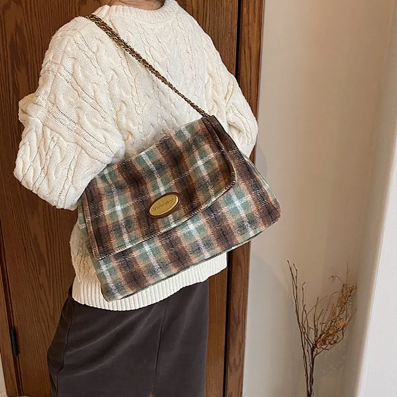 DALO Woolen Shoulder Bag Women's-9