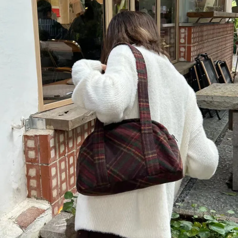 DALO Shoulder Bags Burgundy-2