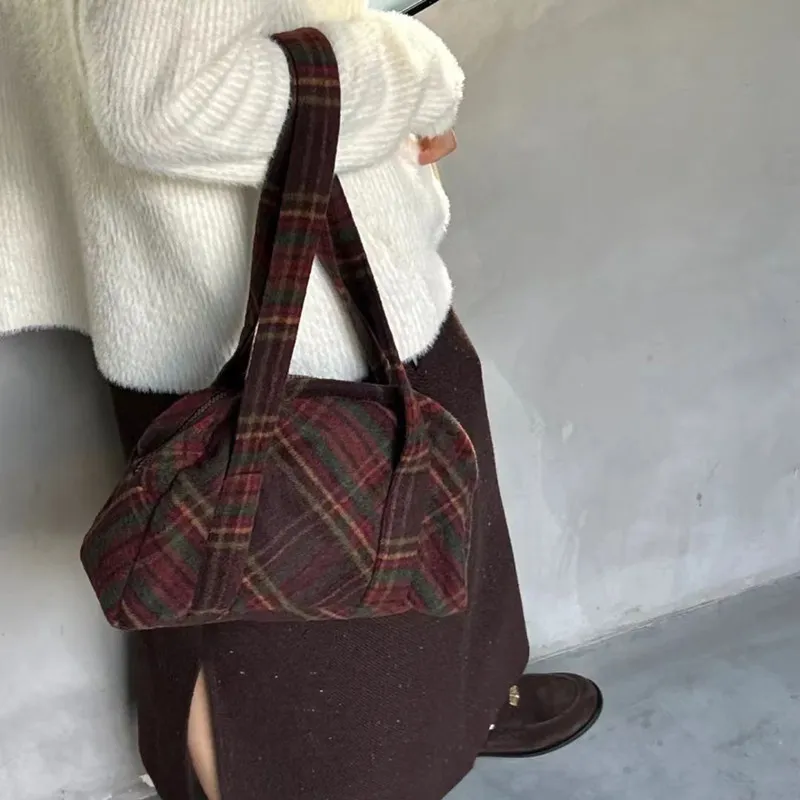 DALO Shoulder Bags Burgundy-1