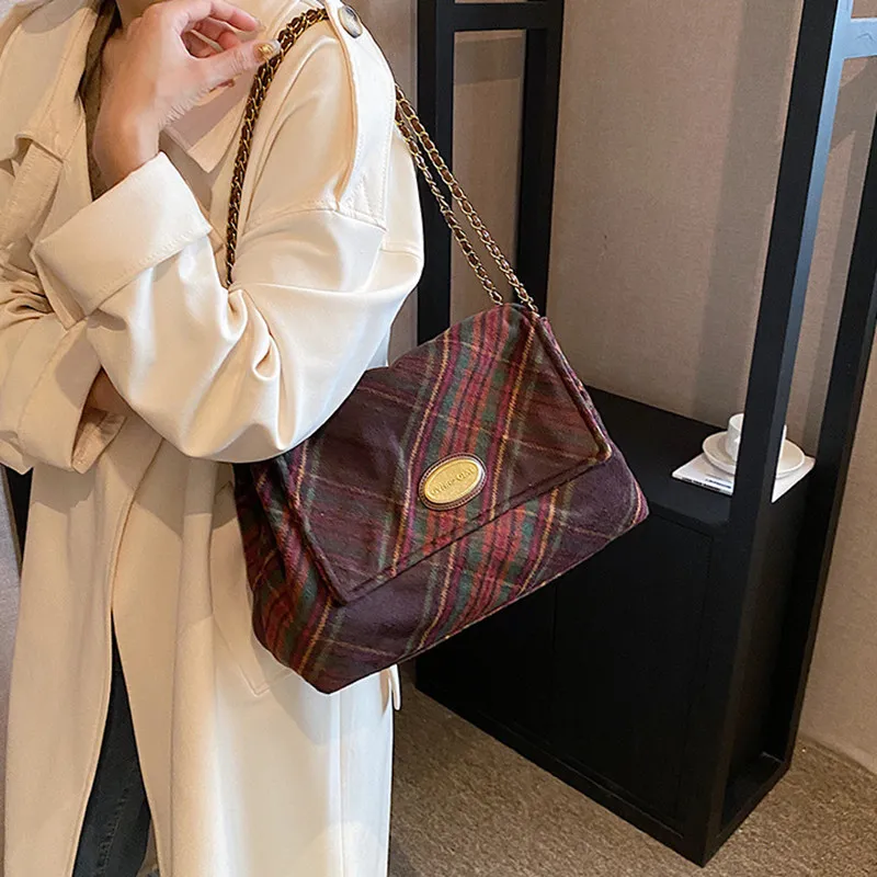 DALO Woolen Shoulder Bag Women's-11