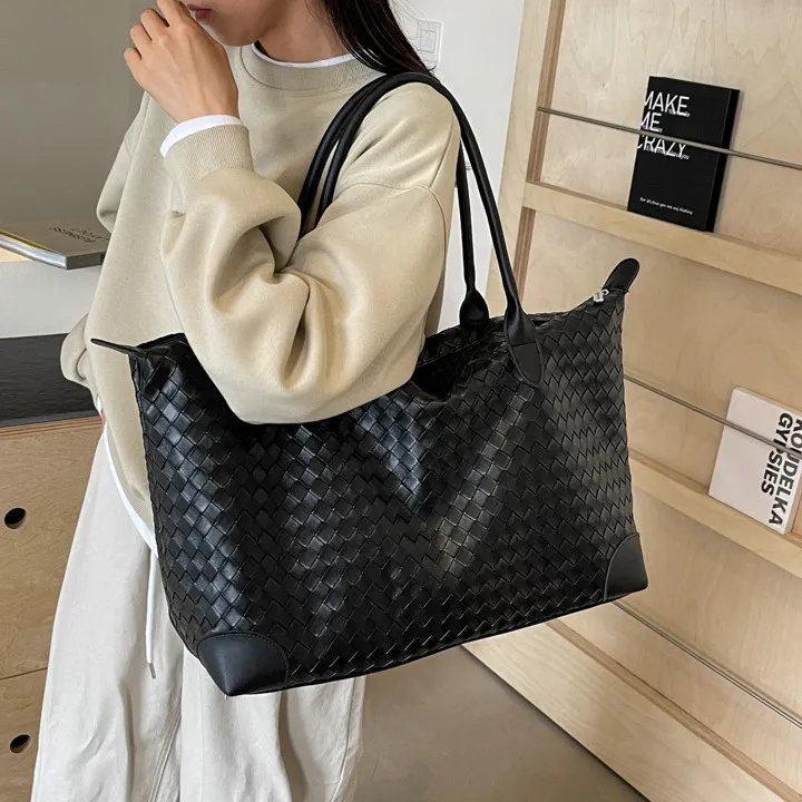 DALO Shoulder Bags-1