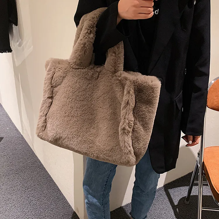 DALO Faux Fur Shoulder Bag Women's Multicolor-17