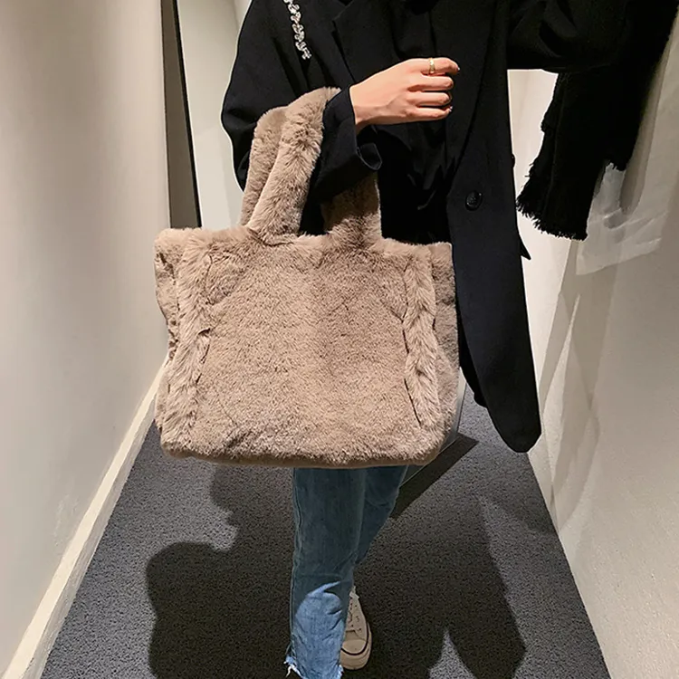 DALO Faux Fur Shoulder Bag Women's Multicolor-13