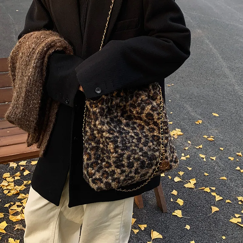 DALO Faux Fur Shoulder Bag Women's Khaki/Brown-11