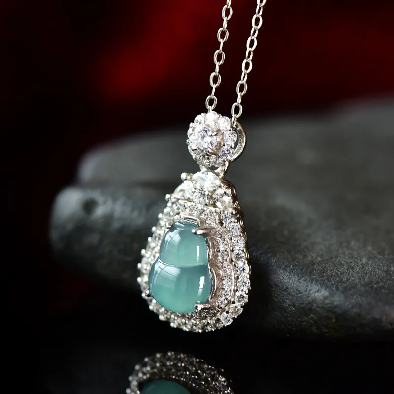 The Call Of The Heart Ice Glutinous Jadeite Necklaces Women's-4