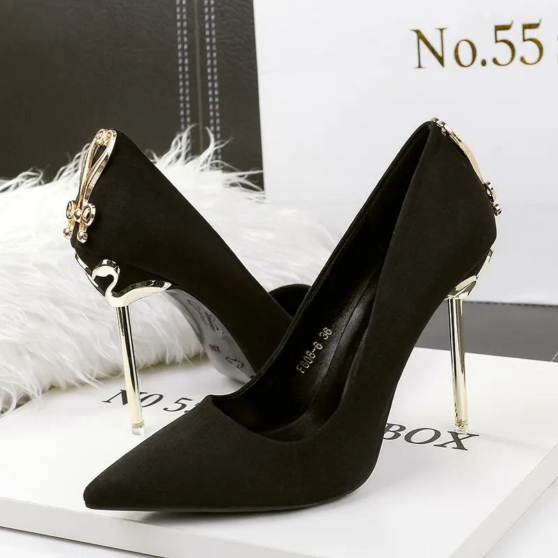 YAFEI XUANYU High Heels Women's Black-3