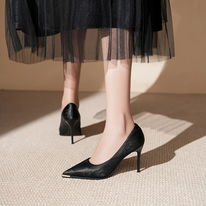 YAFEI XUANYU Slim Heel High Heels Women's-3