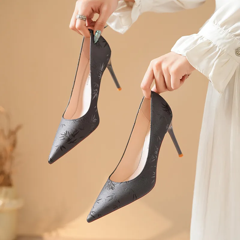 YAFEI XUANYU Slim Heel High Heels Women's-8