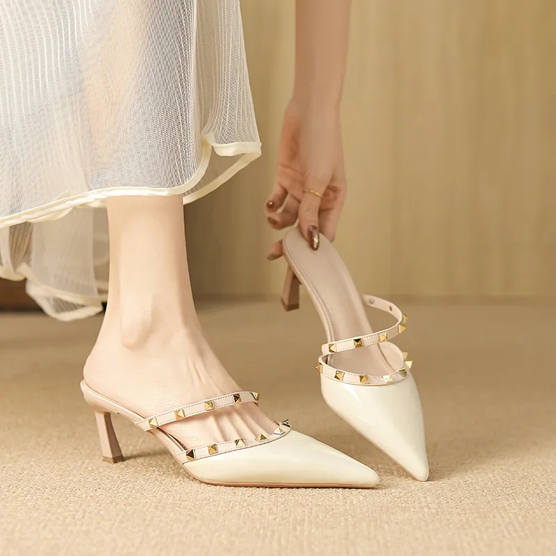YAFEI XUANYU Rubber Sole Stud Closed Toe Slippers Women's-12