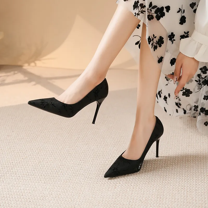 YAFEI XUANYU Slim Heel High Heels Women's-4