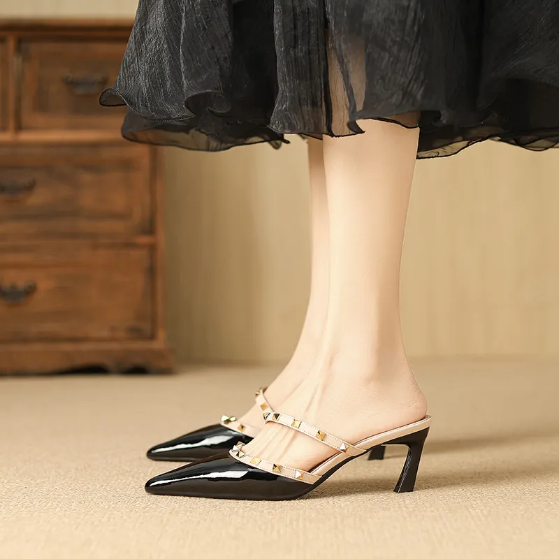 YAFEI XUANYU Rubber Sole Stud Closed Toe Slippers Women's-2