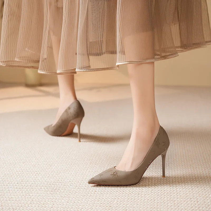YAFEI XUANYU Slim Heel High Heels Women's-19