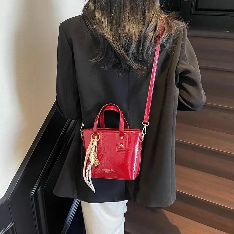 Versman PU Crossbody One Shoulder Handbag Women's Multicolor-18