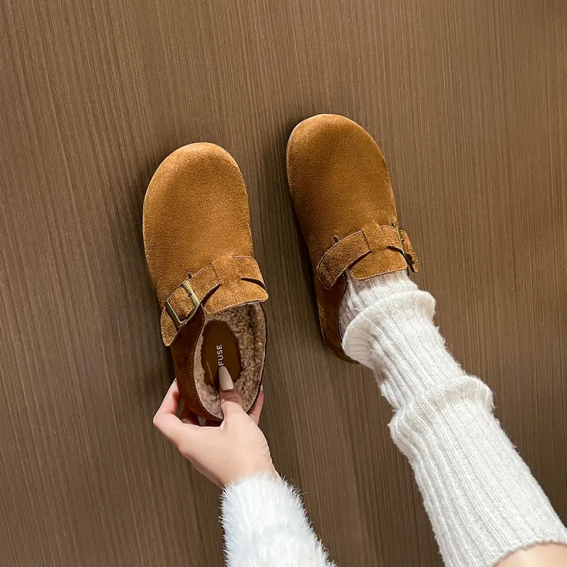 D FUSE SCANDINAVIA Closed Toe Slippers Women's-9