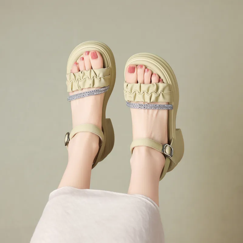 D FUSE SCANDINAVIA One Strap Sandals Women's-10