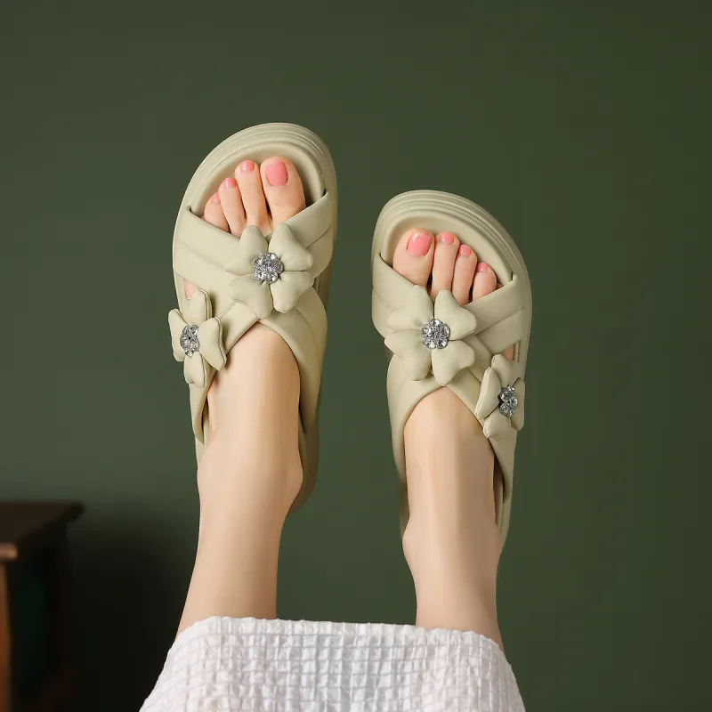 D FUSE SCANDINAVIA Slide Slippers Women's-9