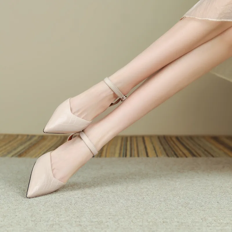 D FUSE SCANDINAVIA Slim Heel High Heels Women's-10