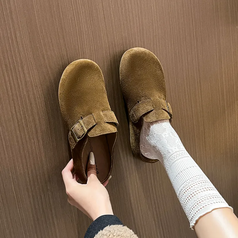 D FUSE SCANDINAVIA Closed Toe Slippers Women's-7