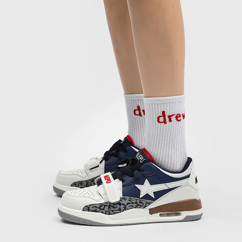 M.M Party Low Top Skateboard Shoes Unisex-7