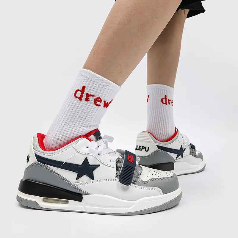 M.M Party Low Top Skateboard Shoes Unisex-24